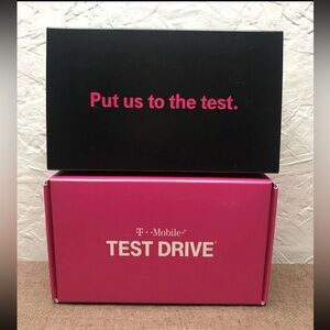 New Sealed T-Mobile T9 Test Drive Mobile Hotspot Kit (Phone Service Required)